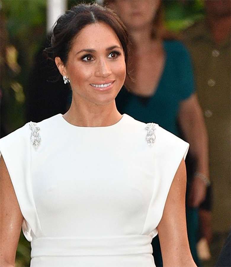 Ciężarna Meghan Markle na Fidżi w trzeciej kreacji