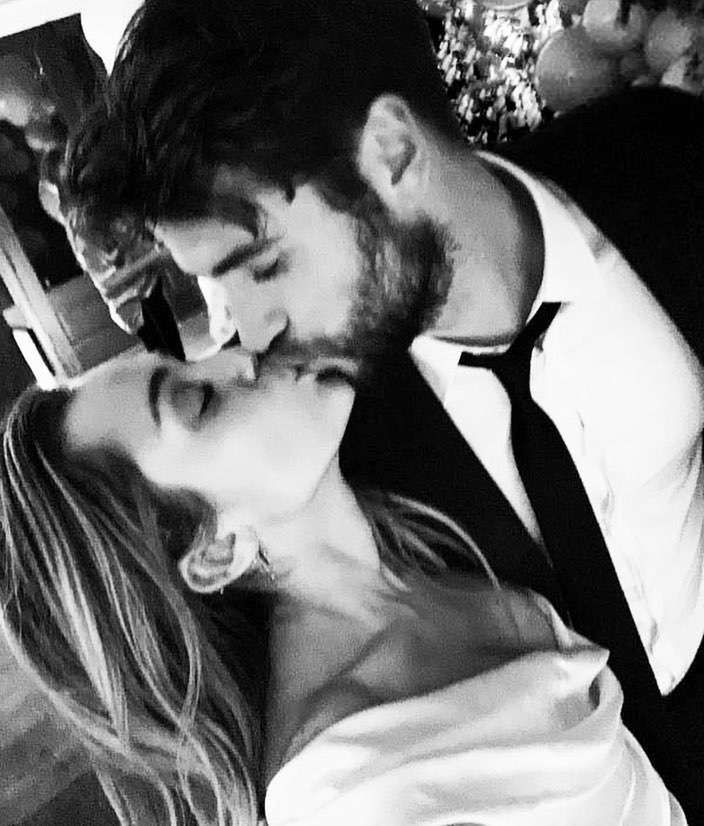 Liam Hemsworth i Miley Cyrus pobrali się 23 grudnia 2018