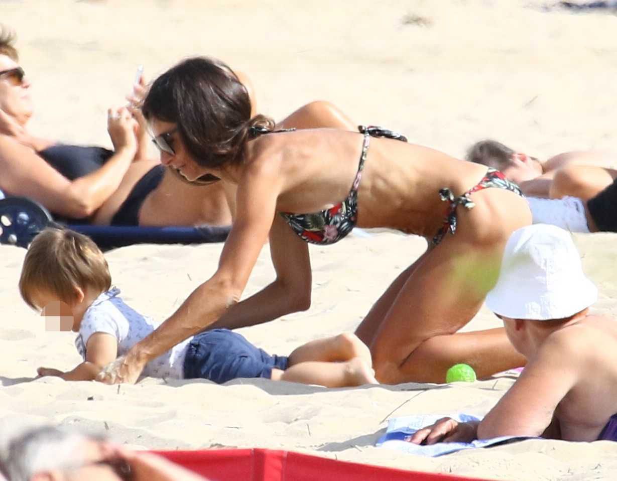 Marta Kaczyńska w bikini na plaży w Sopocie