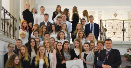 Uczniowie pilskiego ZSE w Warszawie