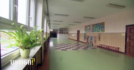 Rodzice nie puszczali dzieci do szkoły. W trosce o bezpieczeństwo.