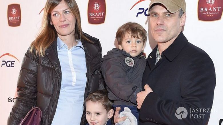 Jan Wieczorkowski z żoną i dziećmi