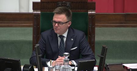 Która partia na prowadzeniu w najnowszym sondażu CBOS.