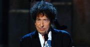 Naprawdę?! Bob Dylan odebrał nagrodę Nobla w kontrowersyjnej stylizacji