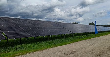 Pierwsza w Polsce farma fotowoltaiczna Enea otwarta w Jastrowiu