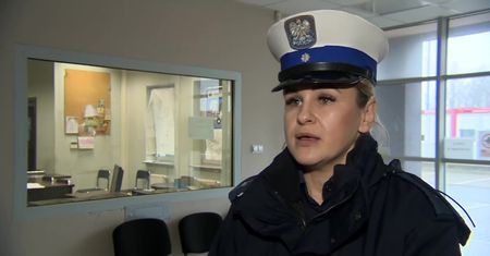 Pościg w Łódzkiem. Kierowca nie zatrzymał się do kontroli, bo nie miał prawa jazdy