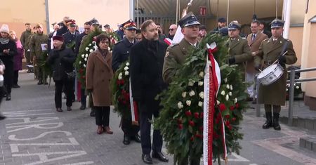 “Wolna Polska nie może zapomnieć o tych, którzy oddali za nią życie”. Premier w Dniu Pamięci Żołnierzy Wyklętych