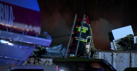 Pożar hałdy z akumulatorami i bateriami do laptopów na w Kiełczowie Dolnym Śląsku