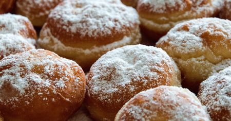 Pączki bez masła mleka i jajek. Trudno w to uwierzyć, ale smakują bajecznie