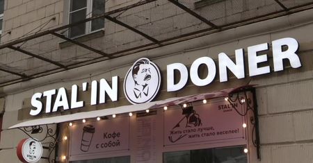 Kebab upamiętnia Stalina. Kontrowersyjna restauracja otwarta w Moskwie