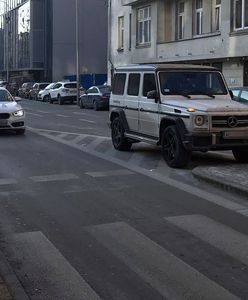 Piotr Stramowski w Mercedesie Klasy G 63 AMG. Aktora przyłapał nasz czytelnik