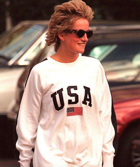 Księżna Diana w bluzie z napisem USA
