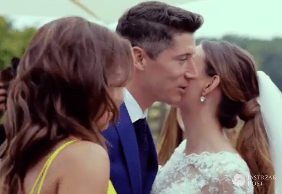 Robert Lewandowski z Anną na weselu przyjaciół