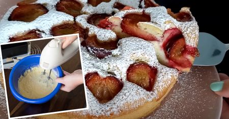 Błyskawiczne ciasto śliwkowe robi się praktycznie samo. 40 minut i deser gotowy