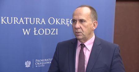 Zarzut zabójstwa dla kobiety, która pozostawiła partnera w płonącym mieszkaniu w Łodzi
