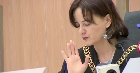 Pracownicy robili sobie zdjęcia z ciałem Ewy Tylman. Zakład pogrzebowy skazany na 30 tys. zł odszkodowania