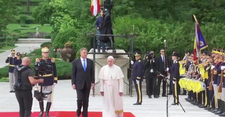 Papież rozpoczął trzydniową wizytę