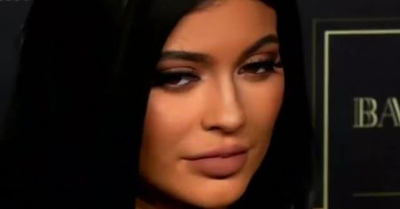 Kylie Jenner i dom mody Balmain wypuszczają wspólną kolekcję kosmetyków