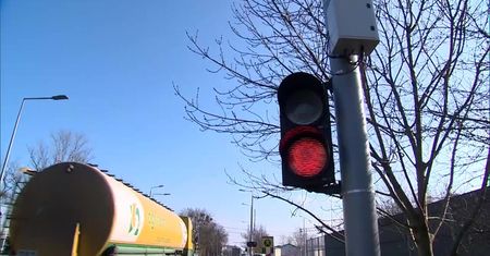 Pierwszy w Polsce czujnik laserowy na przejeździe kolejowym.