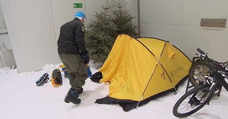 Cztery dni w ekstremalnych warunkach. Śmiałkowie sprawdzą granice wytrzymałości w komorze termo-klimatycznej w Krakowie