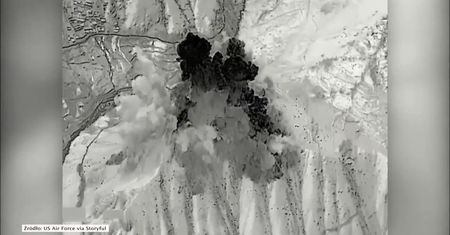 Bombowiec B-52 zrzucił rekordową ilość bomb na bazę talibów w Afganistanie