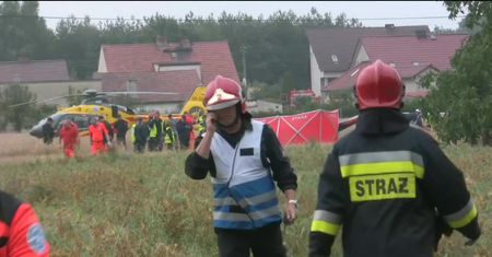 Katastrofa śmigłowca pod Opolem. Dwie osoby zginęły, jedna trafiła do szpitala