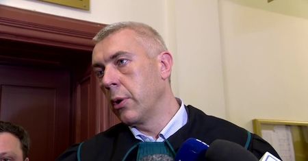 Sąd przedłużył areszt dla Stanisława Gawłowskiego. Wyjdzie, jeżeli wpłaci 500 tys. zł kaucji