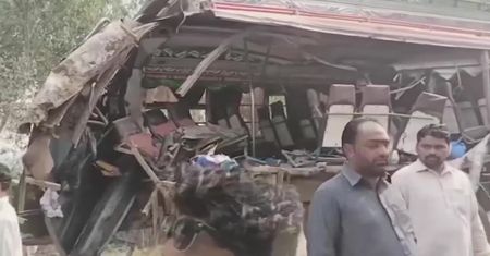 Wypadek autobusu w Pakistanie