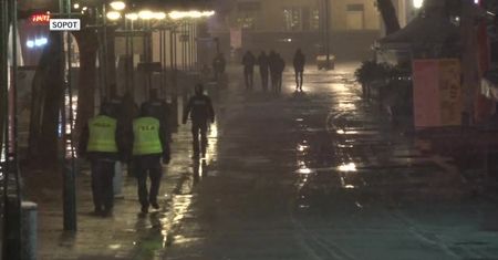 Zamknięte restauracje, bary i kawiarnie. Restrykcje związane ze stanem zagrożenia epidemicznego w Polsce