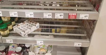Blisko 190 przypadków zakażenia koronawirusem w Niemczech. Pustoszeją półki w berlińskich sklepach