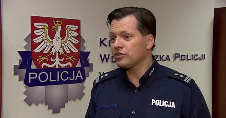 Mężczyzna zaatakowany przez nożownika zmarł w szpitalu w Krakowie. Policja zatrzymała 43-latka