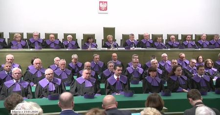 Izba Dyscyplinarna zdecydowała o zawieszeniu sędziego Juszczyszyna. Według Sądu Najwyższego nie jest ona sądem