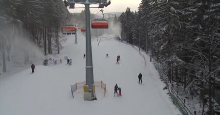 Wyjeżdżasz w góry? Zobacz, jak przygotować narty do sezonu