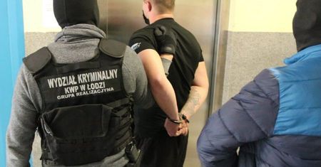 Groził śmierciom rodzinom policjantów.