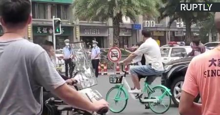 Amerykański konsulat w Chengdu zamknięty. Odwet Chin za zamknięcie ich placówki w Houston
