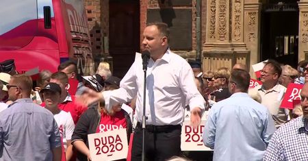 A. Duda o LGBT: próbuje się nam wmówić, że to ludzie, a to ideologia, taki neobolszewizm
