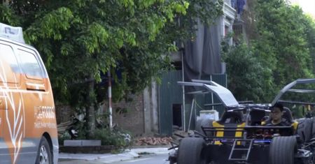 Student z Wietnamu konstruuje… batmobil.