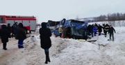 Wypadek autokaru wiozącego dzieci w Rosji. Zginęło 7 osób, w tym czworo dzieci