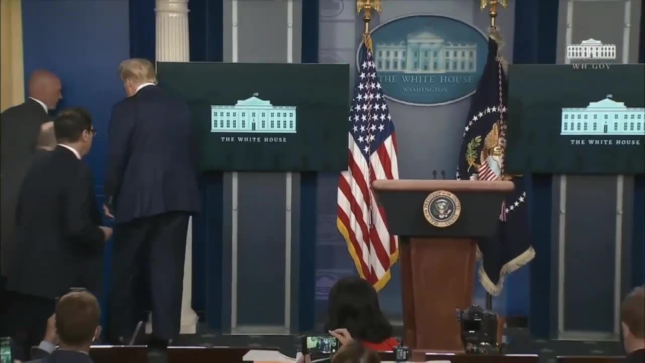 Strzelanina przy Białym Domu. Prezydent D. Trump ewakuowany z konferencji prasowej