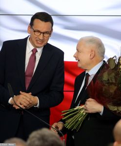 Badanie. PiS minimalnie zyskuje, Koalicja Obywatelska traci