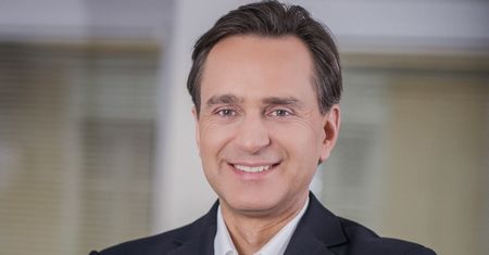 Rozmowa z Prezesem IAB Polska Włodzimierzem Schmidtem o rynku polskiej reklamy internetowej