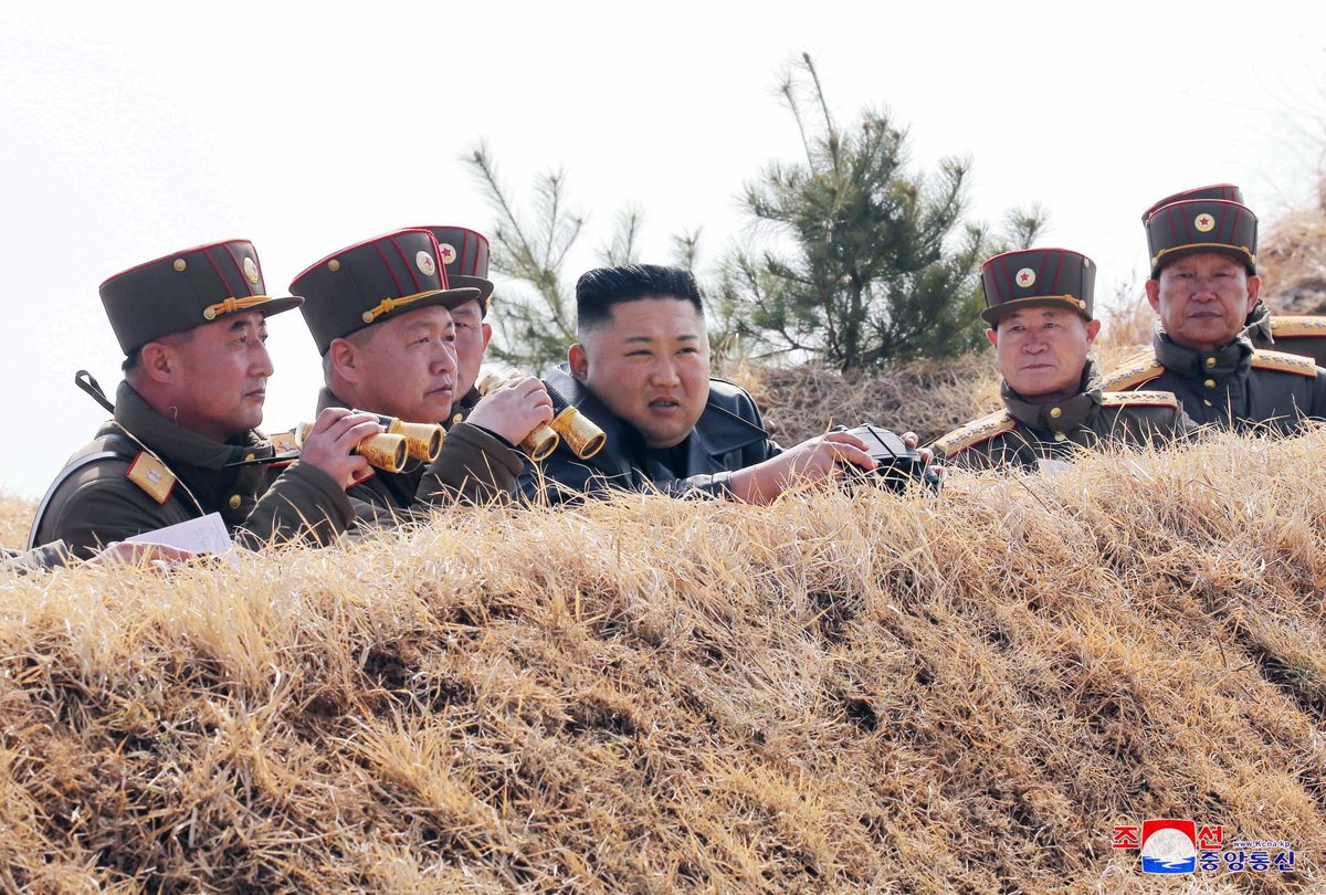 Korea Północna testuje rakiety. "Niezidentyfikowany pocisk wystrzelony w kierunku Morza Japońskiego"