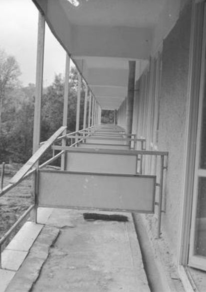 Sanatorium "Rolnik" podczas budowy.