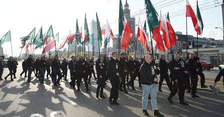 Tysiące chcą delegalizacji ONR. Coraz więcej podpisów pod petycją do posłów