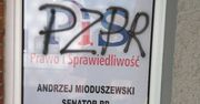 Kujawsko-pomorskie. Namalowała obraźliwe graffiti na biurze PiS. Została zatrzymana
