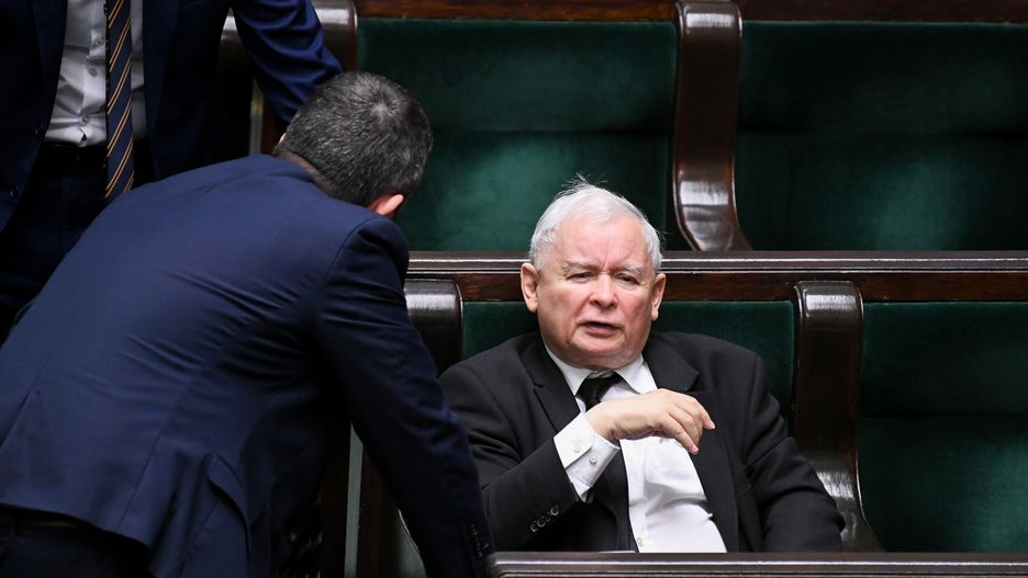 Koronawirus w Polsce. Jarosław Kaczyński forsuje wybory za wszelką cenę.