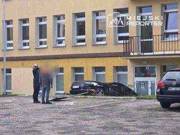Tragiczny wypadek przed szpitalem w Otwocku. Jedna osoba zginęła