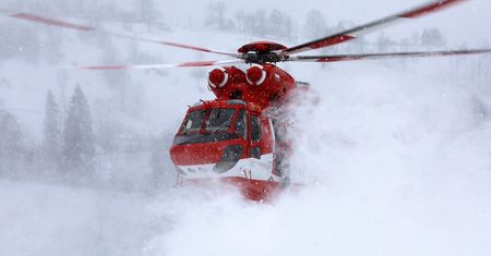 Alarm w Tatrach. Kolejne śnieżyce i huraganowy wiatr