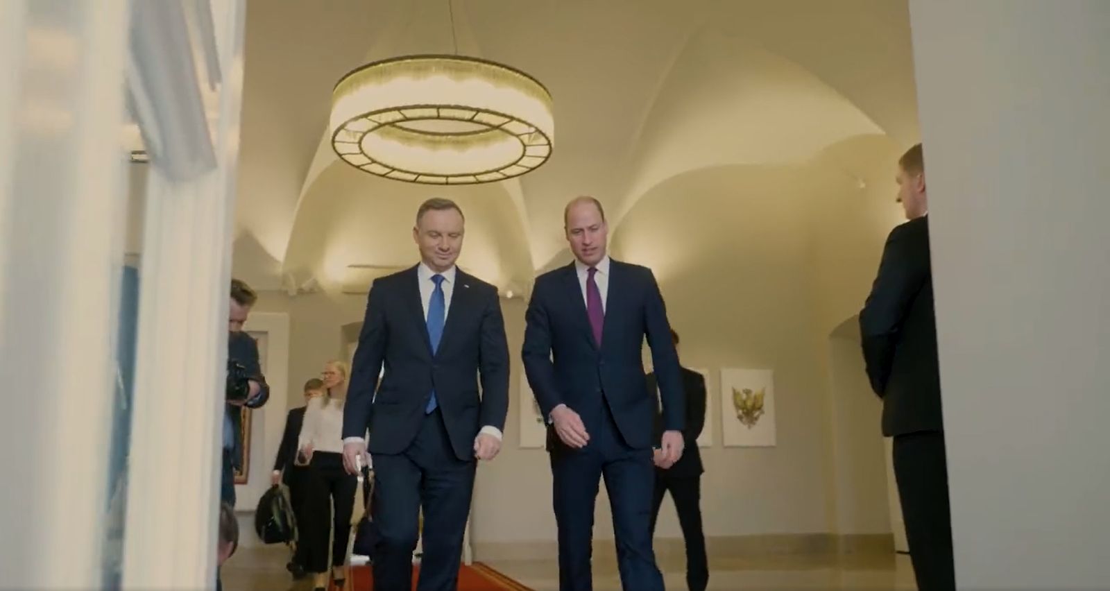 Za nami spotkanie Andrzeja Dudy z księciem Williamem. Na co wskazywała ich mowa ciała?