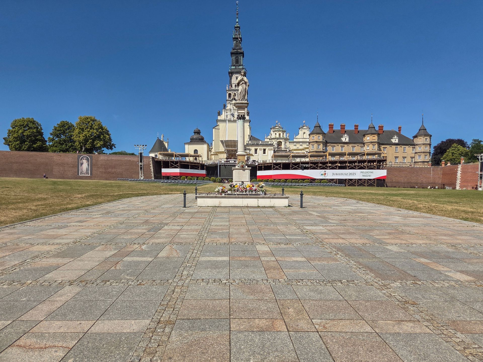 monastery, city, poland, christianity, religion, religious order, church, street, square, from above, drone, panorama, tower, cross, walls, place of worship.